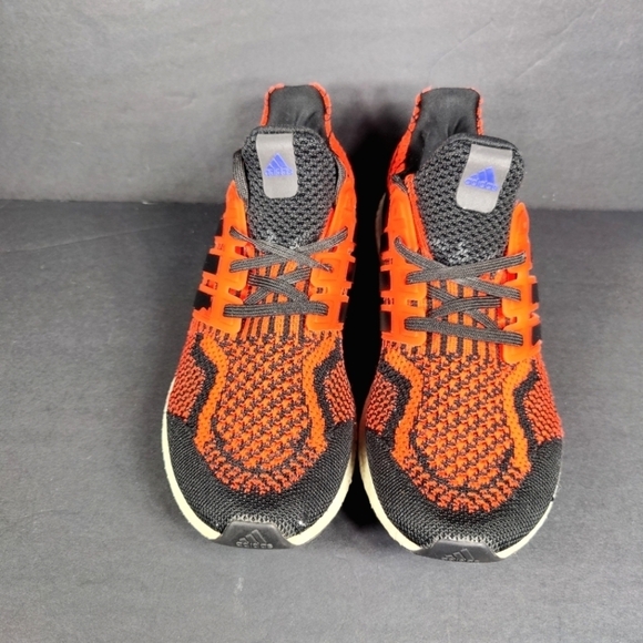 Adidas Ultra Boost 5.0 DNA Mens Running Shoes Rust Red Black White Sneakers Sz 8 - Picture 2 of 10